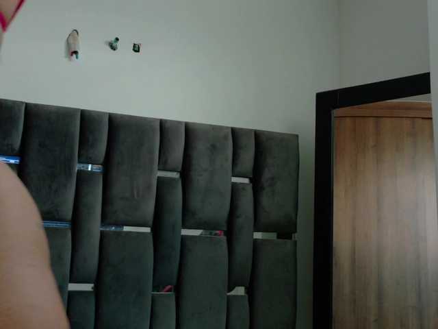 LucyBlair live cam on BongaCams
