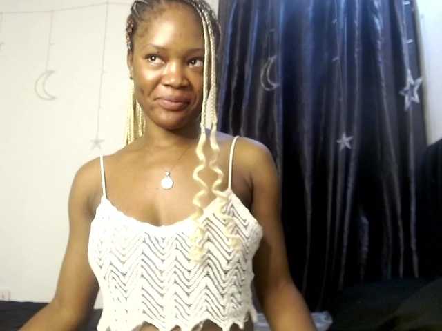 maya- live cam preview