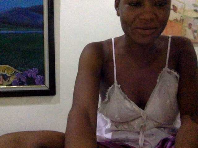 maya- live cam on BongaCams