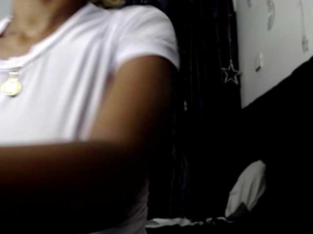 maya- live cam on BongaCams