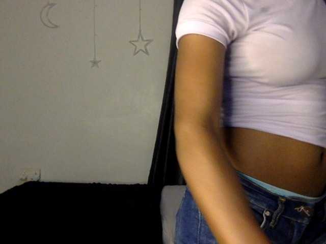 maya- live cam on BongaCams