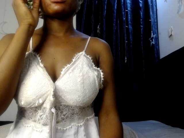 maya- live cam on BongaCams