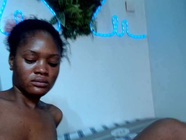 maya- live cam on BongaCams