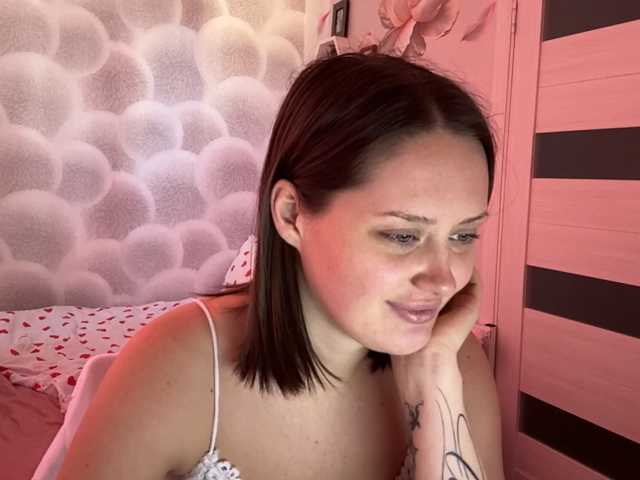 EvaxBlushx live cam on BongaCams