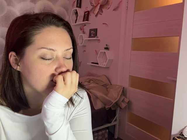 EvaxBlushx live cam on BongaCams