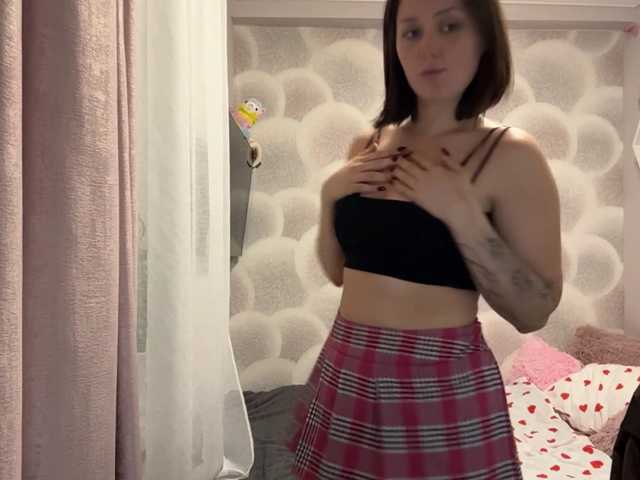 EvaxBlushx live cam on BongaCams