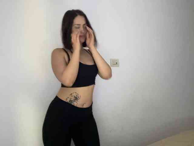 EvaxBlushx webcam