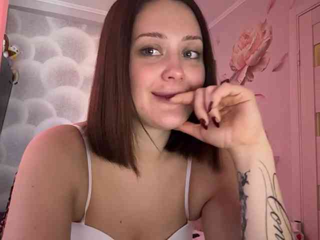 EvaxBlushx webcam