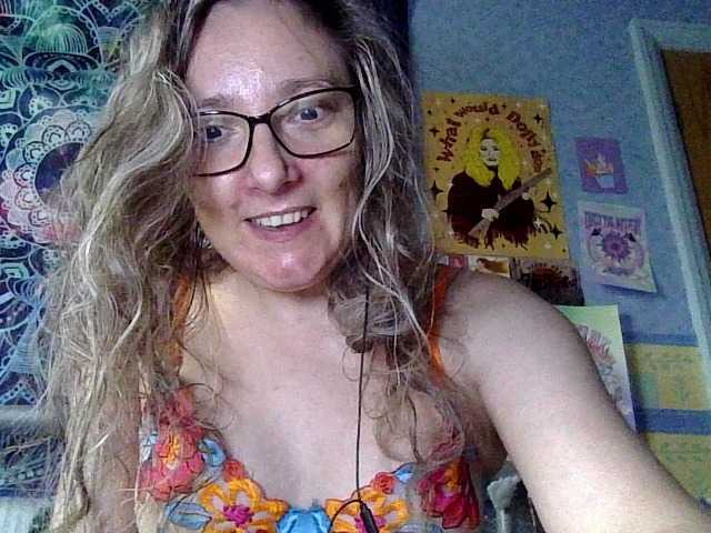 Izzylove47 webcam