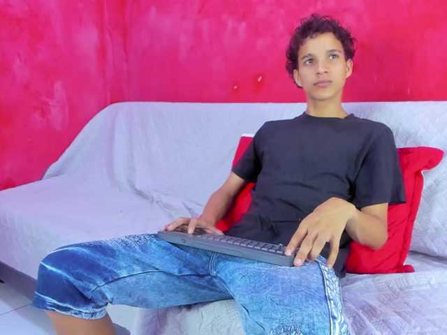 AXEL-DESIRE