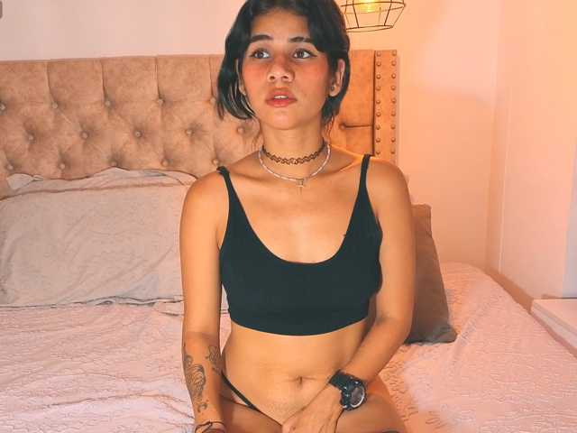 YukaMiko, en directo ahora en BongaCams