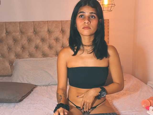 YukaMiko, en vivo ahora en BongaCams