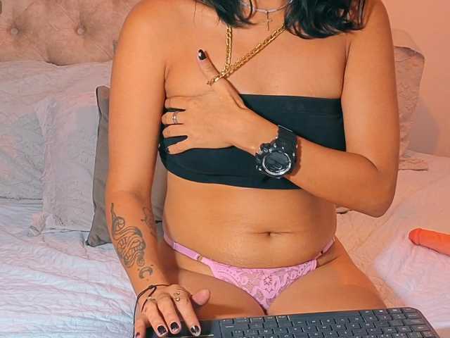 YukaMiko live cam on BongaCams