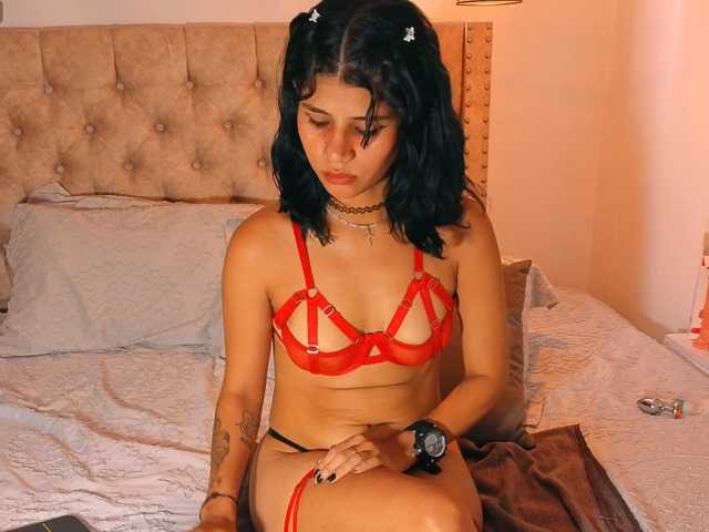 YukaMiko live cam on BongaCams