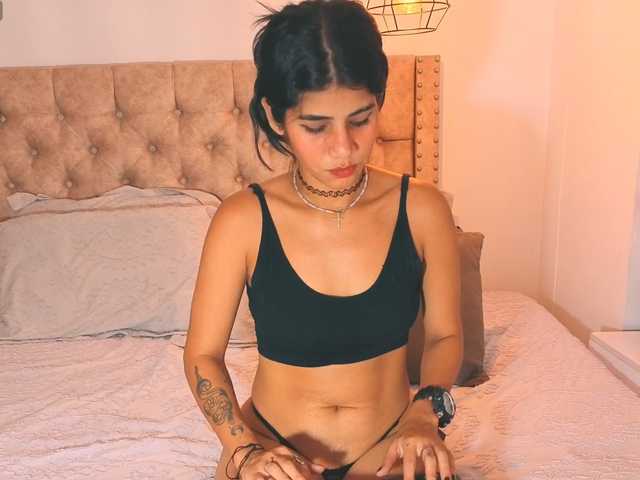 YukaMiko live cam on BongaCams