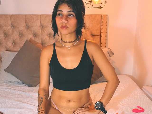 YukaMiko live cam on BongaCams