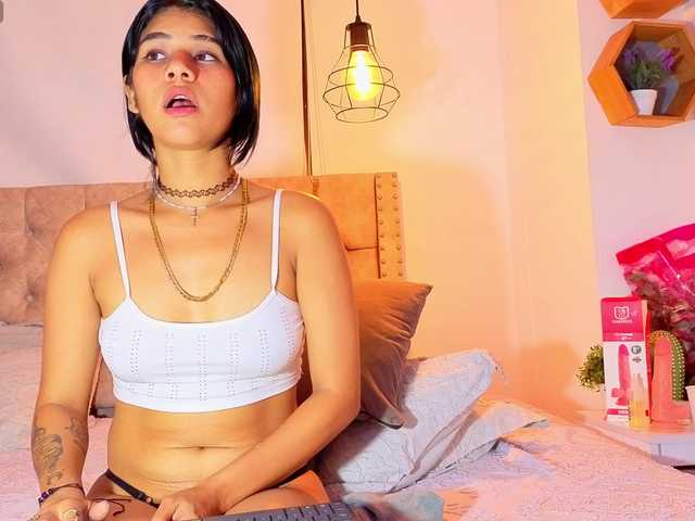 YukaMiko live cam on BongaCams