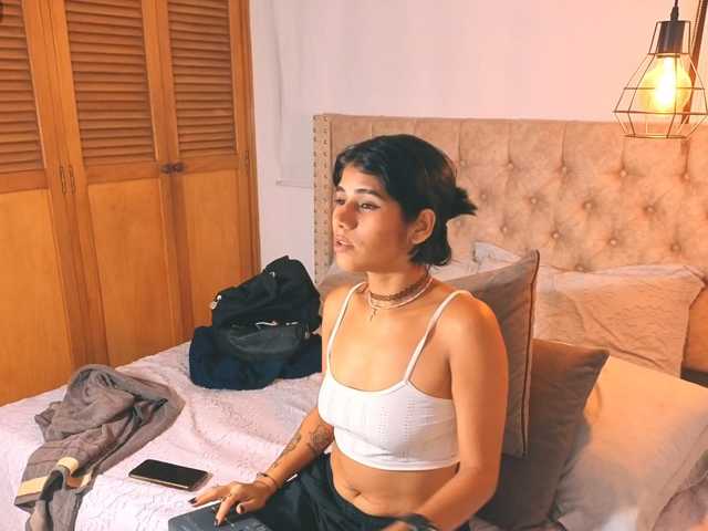 YukaMiko, en directo ahora en BongaCams