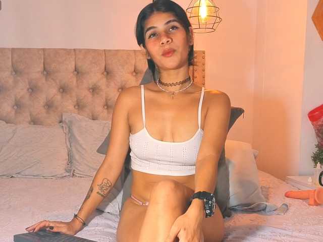 YukaMiko live cam on BongaCams