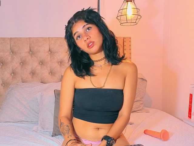 YukaMiko live cam on BongaCams