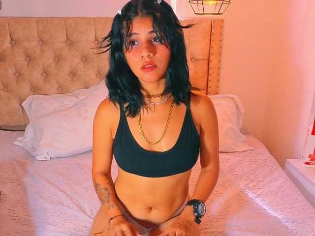 YukaMiko live cam on BongaCams