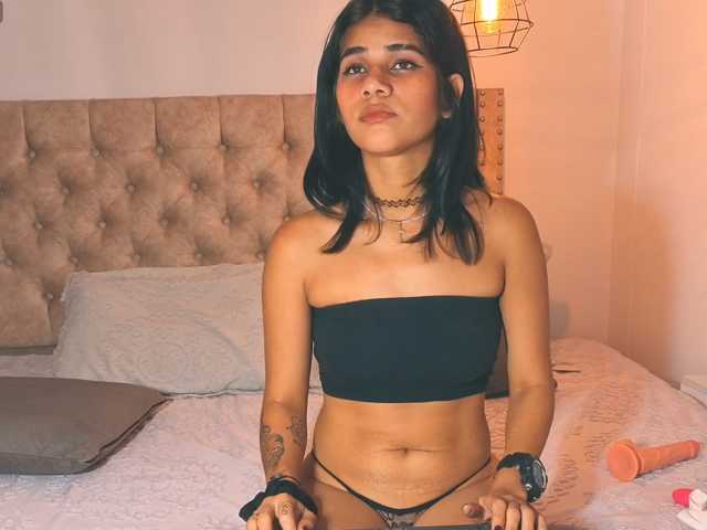 YukaMiko live cam on BongaCams