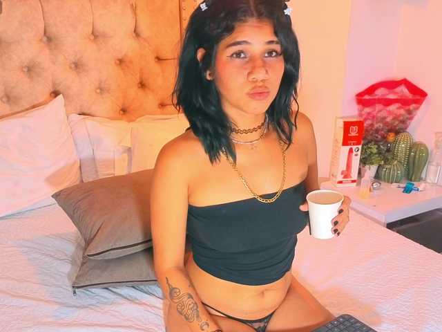 YukaMiko live cam on BongaCams