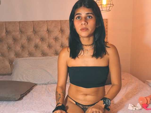 YukaMiko, en vivo ahora en BongaCams
