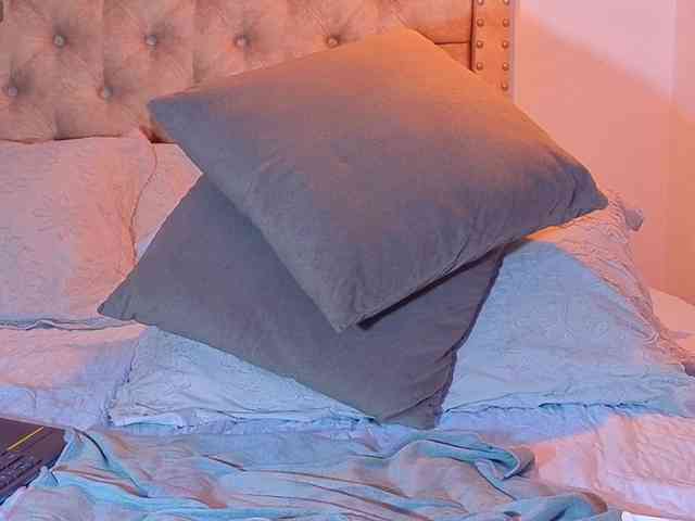 YukaMiko webcam