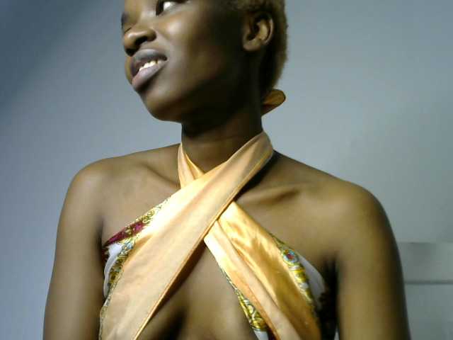 Juicygirl-1 live cam on BongaCams
