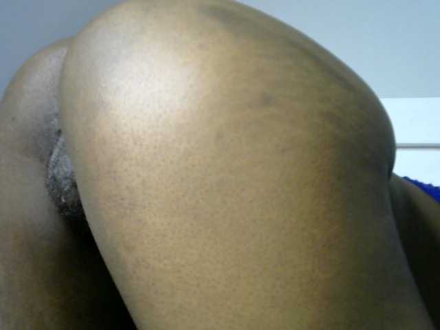 Juicygirl-1 live cam on BongaCams