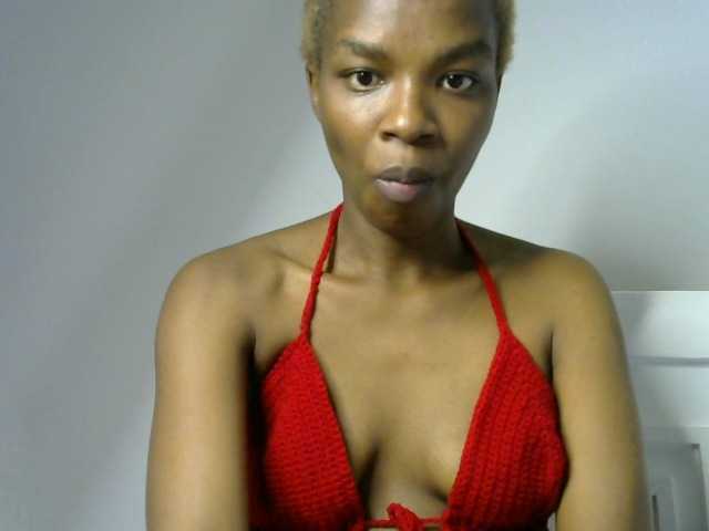 Juicygirl-1 live cam on BongaCams