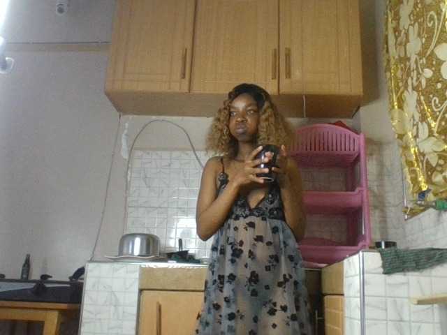 Juicygirl-1 live cam on BongaCams