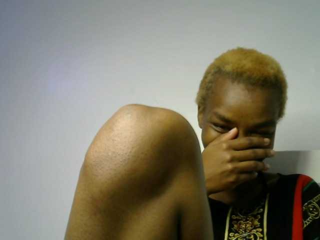 Juicygirl-1 live cam on BongaCams