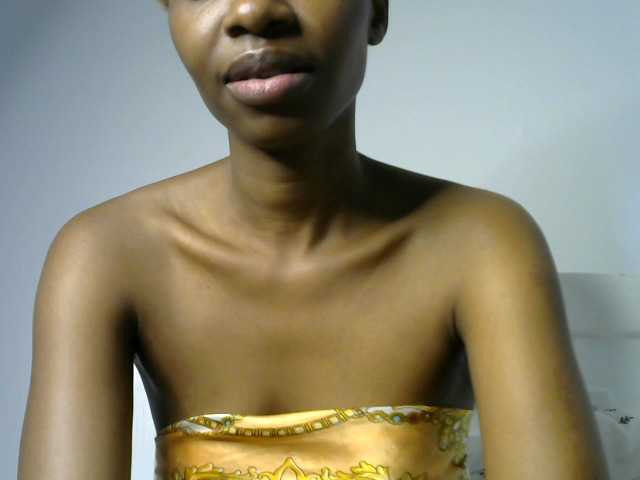 Juicygirl-1 live cam on BongaCams