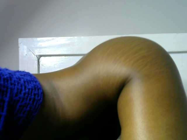 Juicygirl-1 live cam on BongaCams