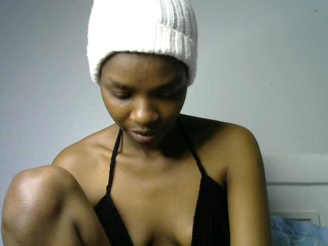 Juicygirl-1 live cam on BongaCams