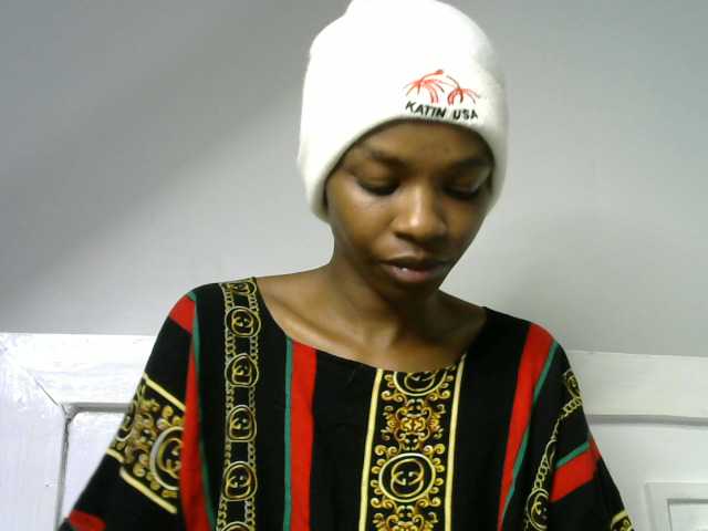 Juicygirl-1 live cam on BongaCams