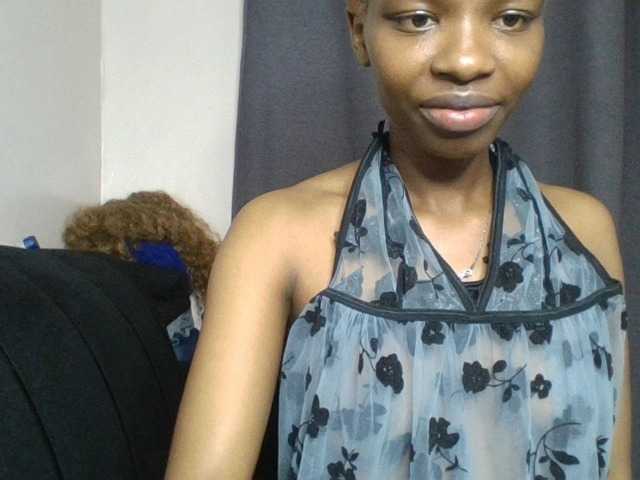 Juicygirl-1 live cam on BongaCams