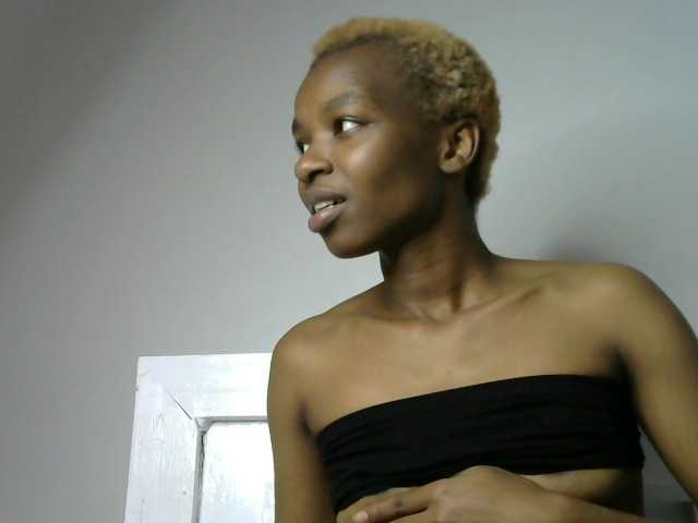 Juicygirl-1 live cam on BongaCams