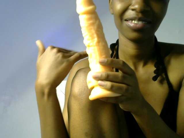 Juicygirl-1 live cam on BongaCams