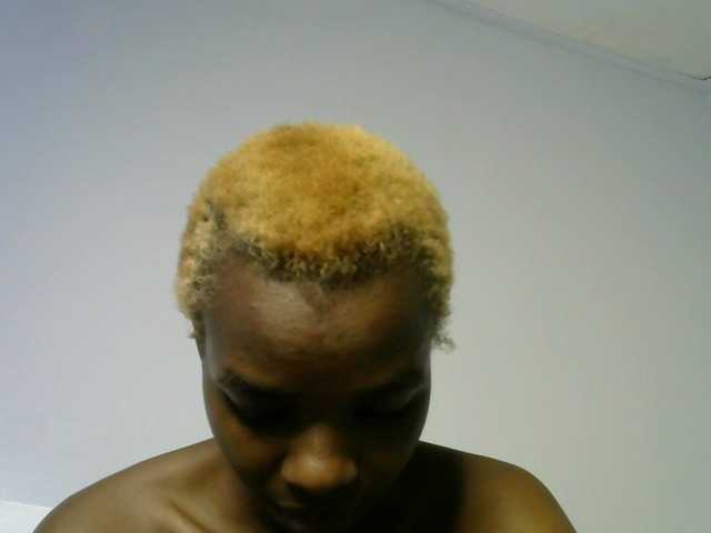Juicygirl-1 live cam on BongaCams