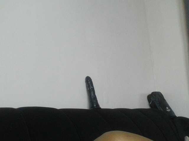 Juicygirl-1 live cam on BongaCams