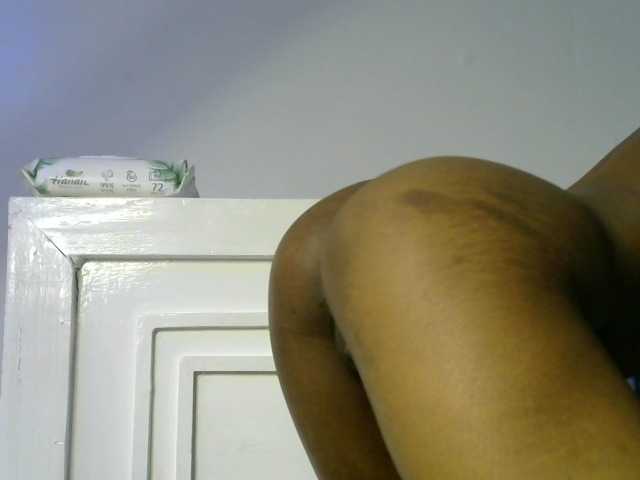 Juicygirl-1 live cam on BongaCams