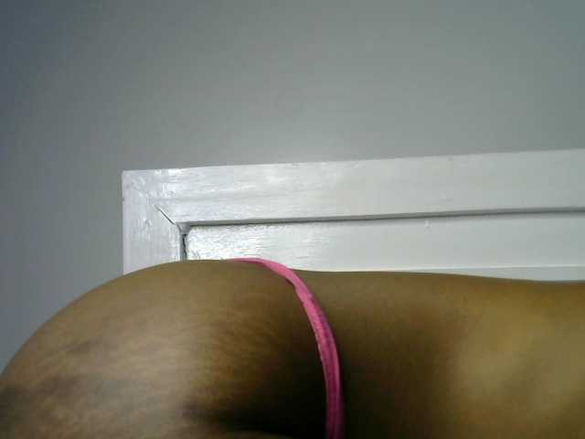Juicygirl-1 live cam on BongaCams