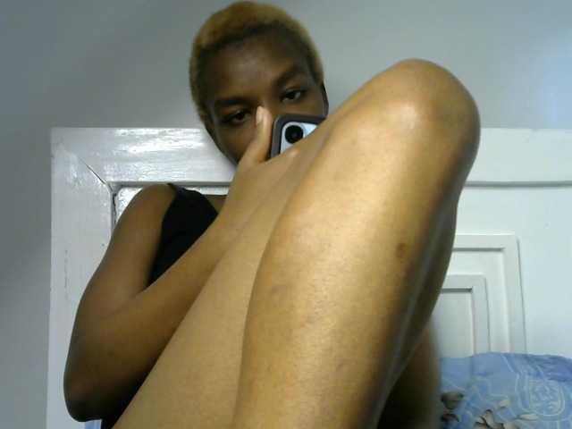 Juicygirl-1 live cam on BongaCams