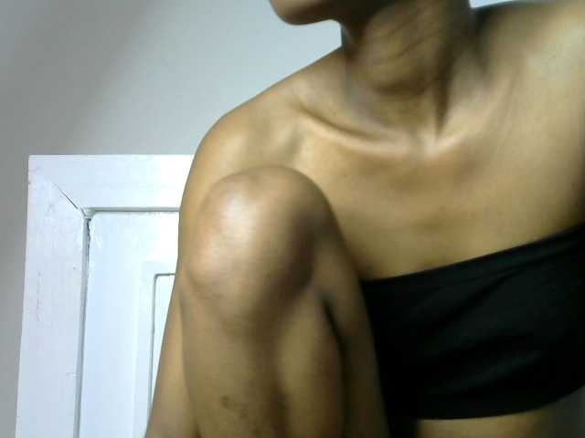 Juicygirl-1 live cam on BongaCams