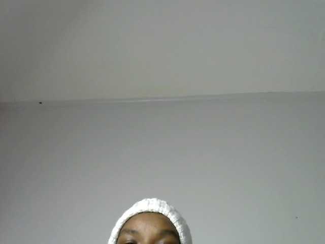 Juicygirl-1 live cam on BongaCams