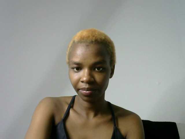 Juicygirl-1 live cam on BongaCams