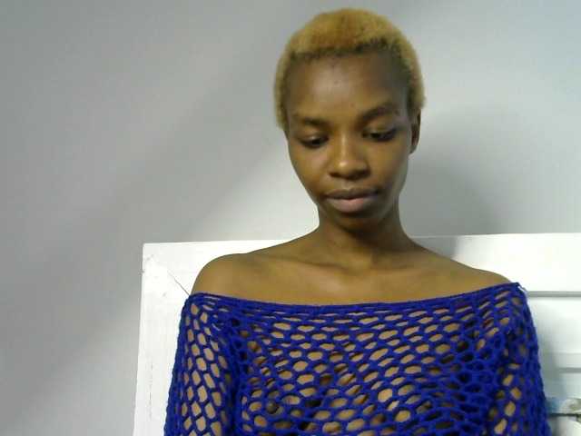 Juicygirl-1 live cam on BongaCams
